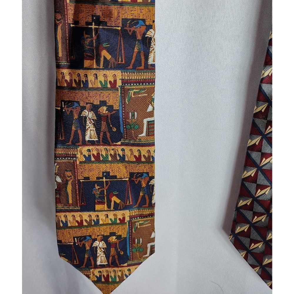 Alynn silk tie